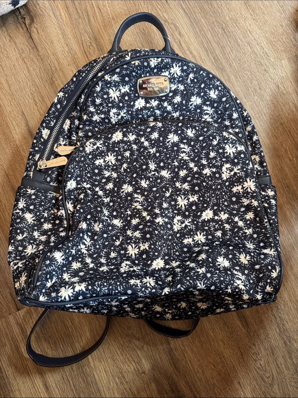 Michael Kors backpack - Picture 1 of 4